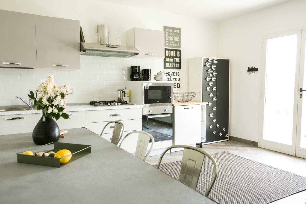 Agriturismo Oltrealmare Civezza エクステリア 写真