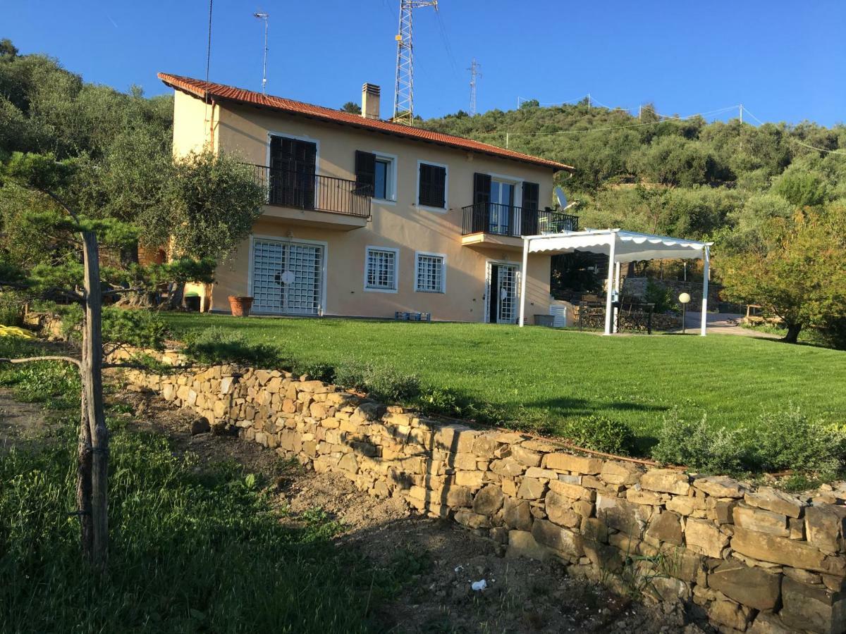 Agriturismo Oltrealmare Civezza エクステリア 写真